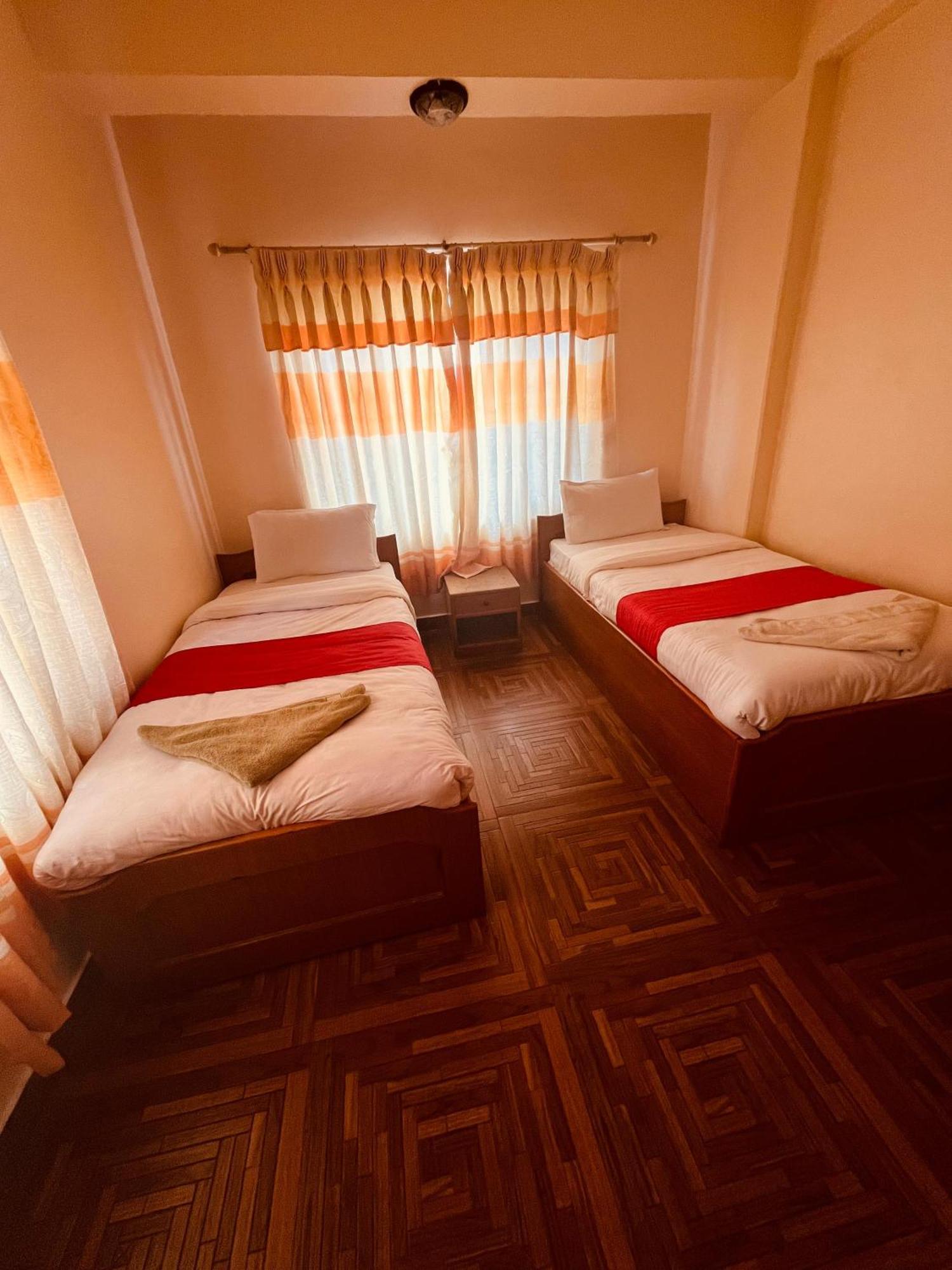 Hotel Global Inn Покхара Екстер'єр фото