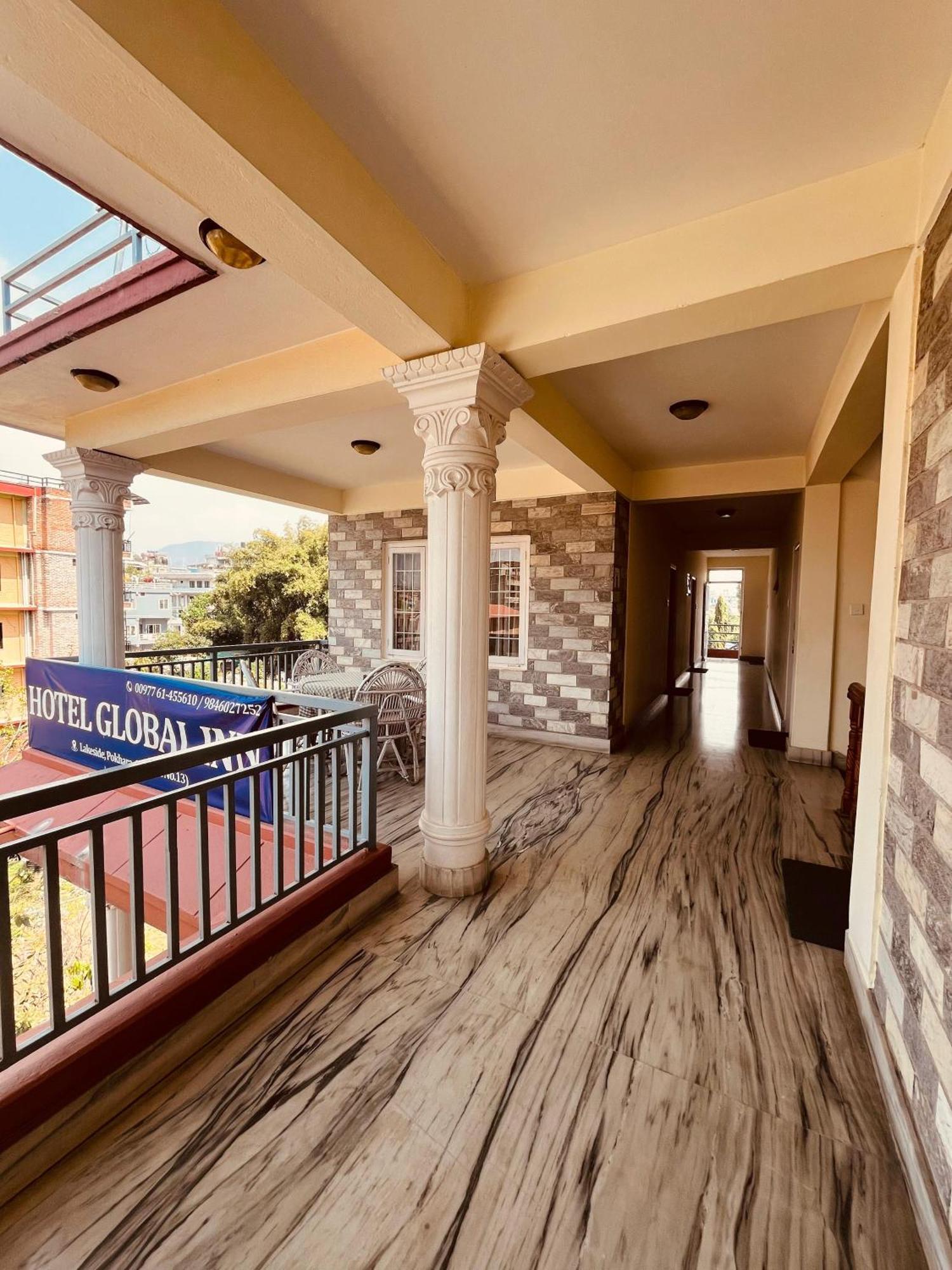 Hotel Global Inn Покхара Екстер'єр фото