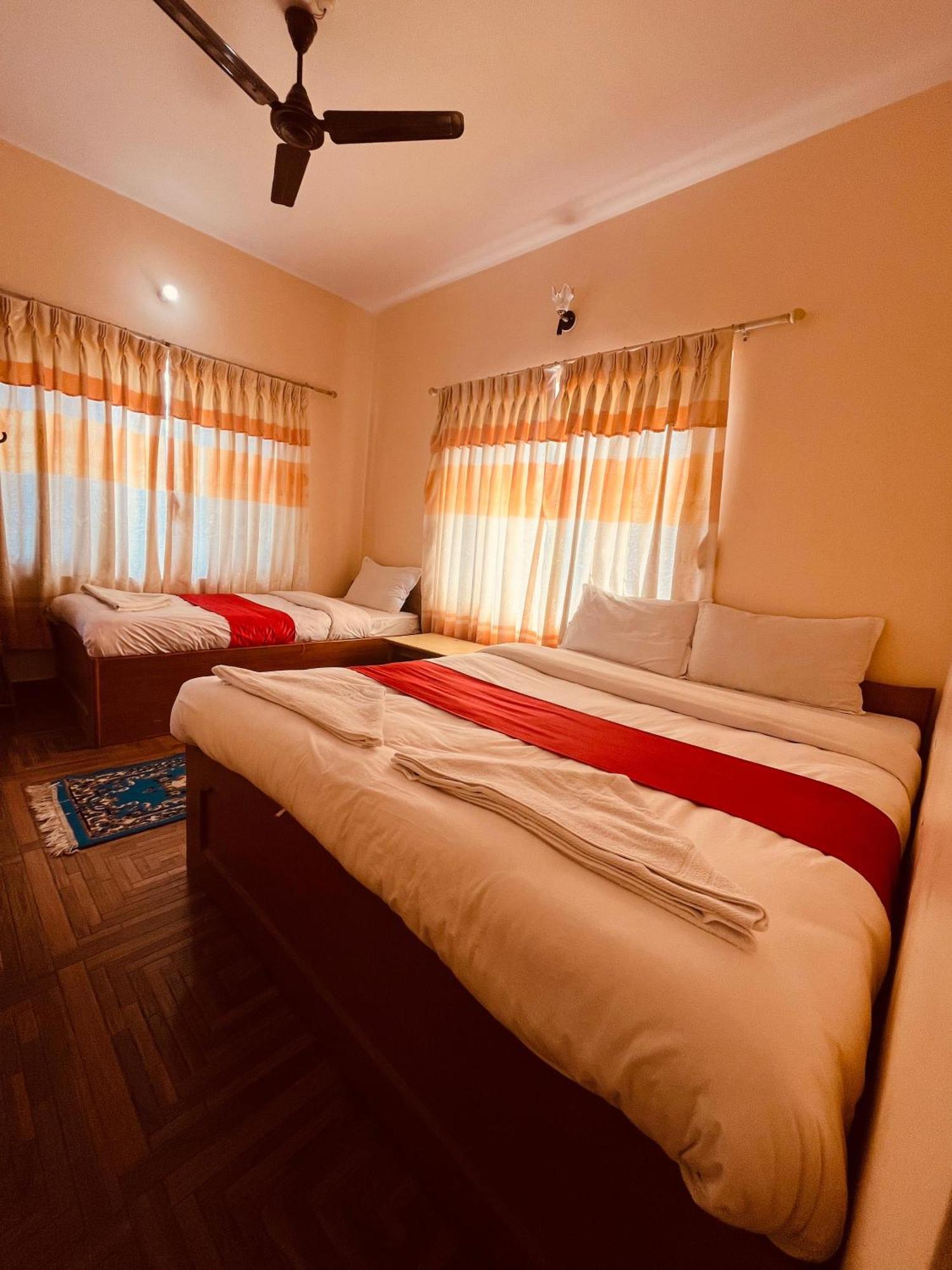 Hotel Global Inn Покхара Екстер'єр фото