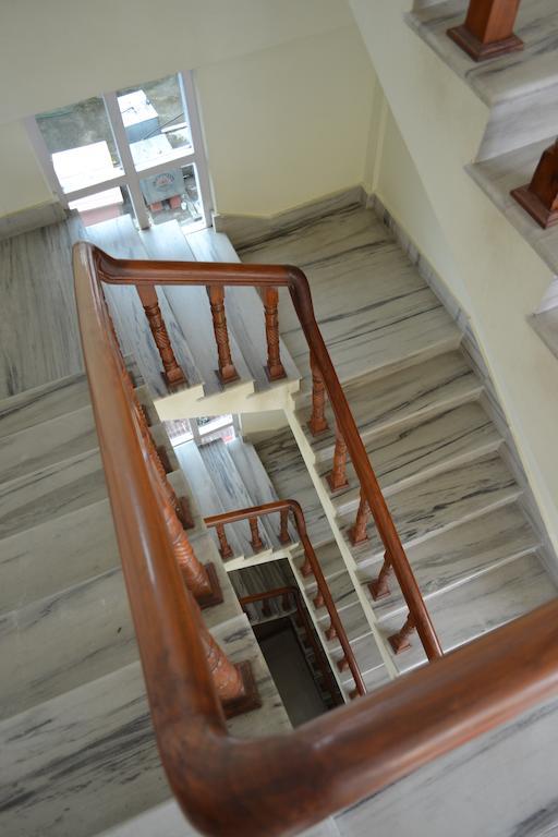 Hotel Global Inn Покхара Екстер'єр фото